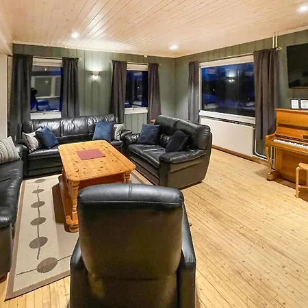 1 Bedroom Gorgeous In Mesnali